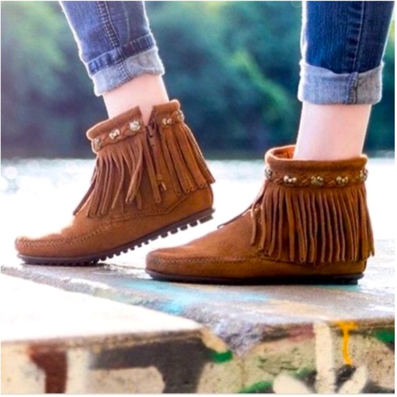 Minnetonka Shoes - New! Minnetonka Hello Kitty Suede Fringe Booties